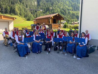 Harmoniemusik Klösterle_bearbeitet-1.png